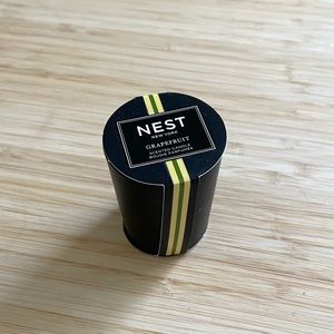 NEST Fragrances Mini Candle, Grapefruit (.95 oz.)